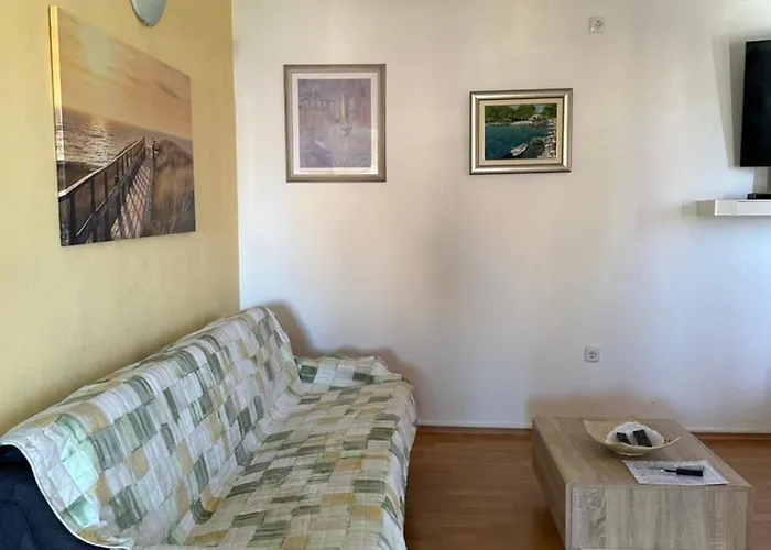 Jole Apartman
