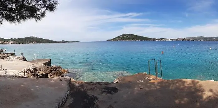 Jole דירה Ražanj